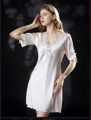 Camisola feminina de cetim