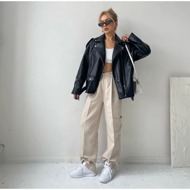 Jaqueta de couro preta feminina