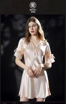 Camisola feminina de cetim